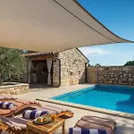 Casa Di Roccia
