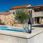 Casa Di Roccia