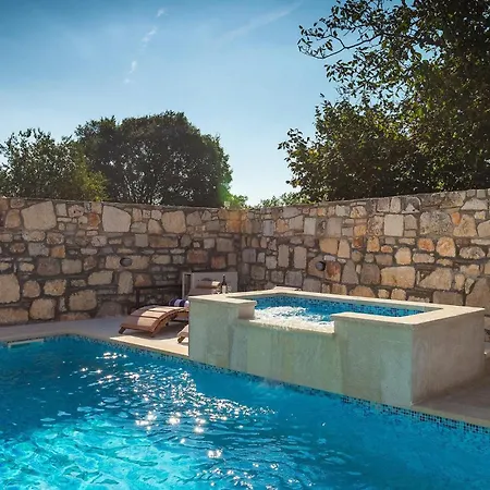 Casa Di Roccia Holiday home