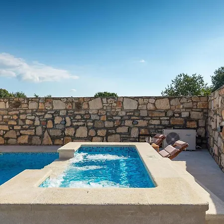 Сasa de vacaciones Casa Di Roccia Marčana