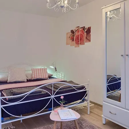 Casa Di Roccia Holiday home Marcana