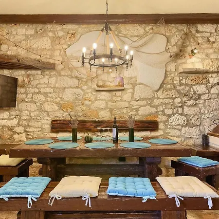 Casa Di Roccia Holiday home *